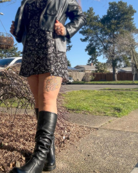 Kasey Virginia Leather Knee High Heeled Boots in Black | Dr. Martens