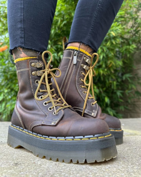 Jadon Boot Arc Crazy Horse Platforms in Brown | Dr. Martens