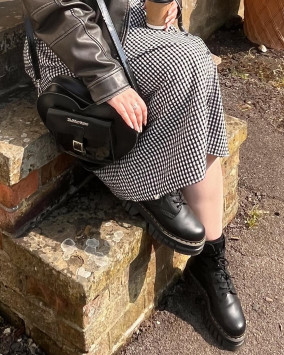 Audrick Nappa Lux Plateau Stiefeletten in Schwarz Martens