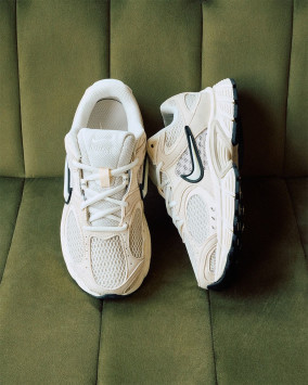 NikeV5 RNR in Off-White