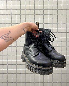 Botas con plataforma Audrick de piel Nappa en Negro Martens