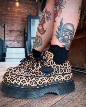 『希少』ドクターマーチン Pleasures 27cm 1461 TRIBAL 1461 TRIBAL QUAD RETRO in Black | Dr. Martens